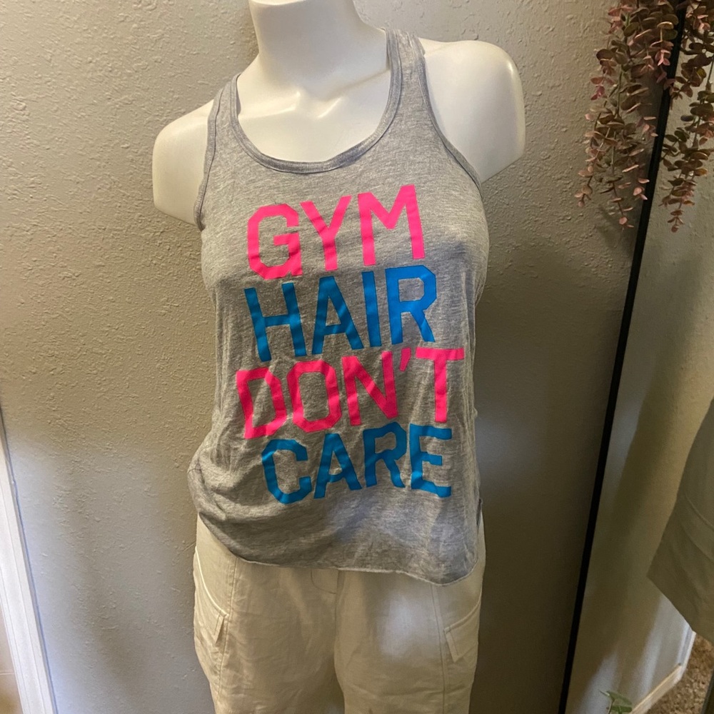 Women’s workout tank